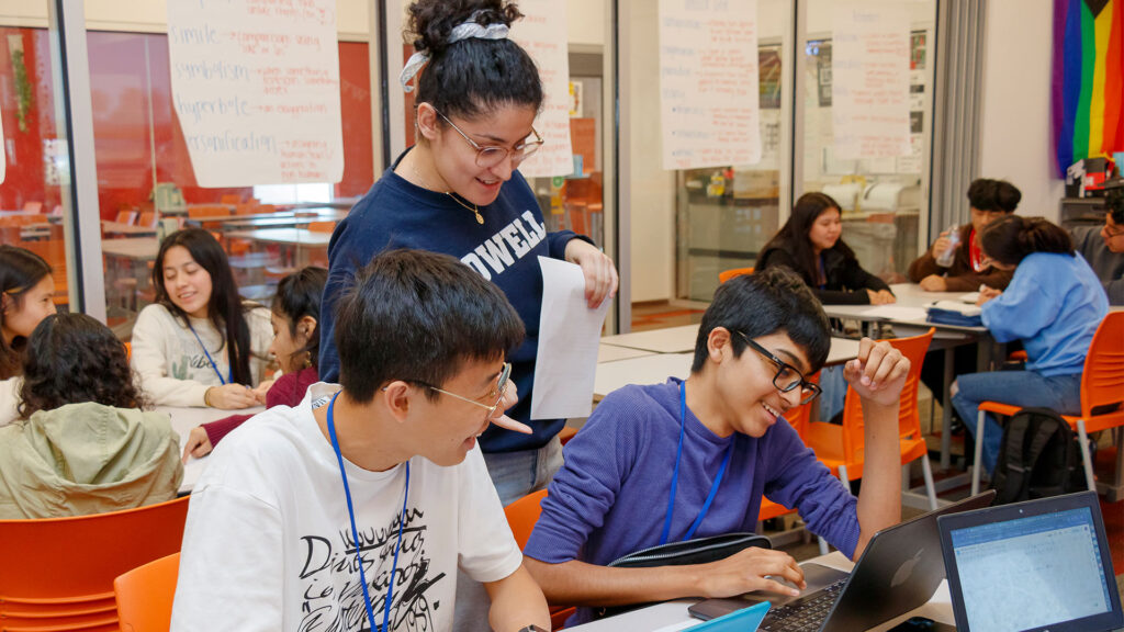 Melisa Santizo Teaching